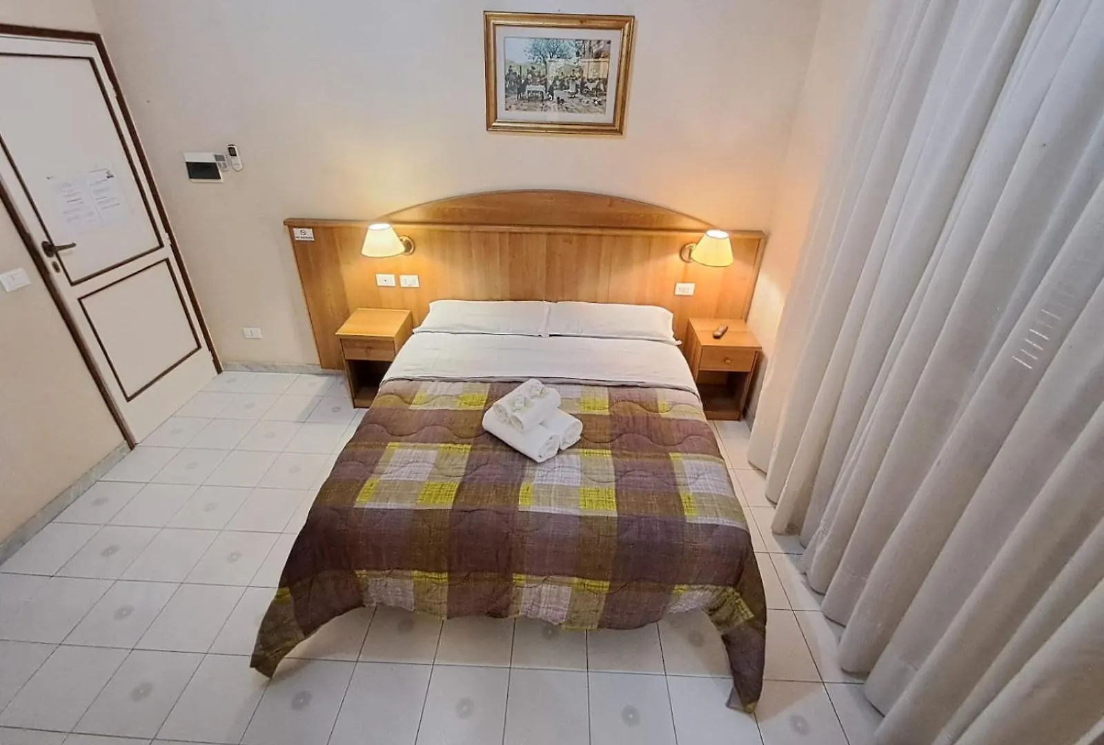 Nahid Accommodation Rome 0*,