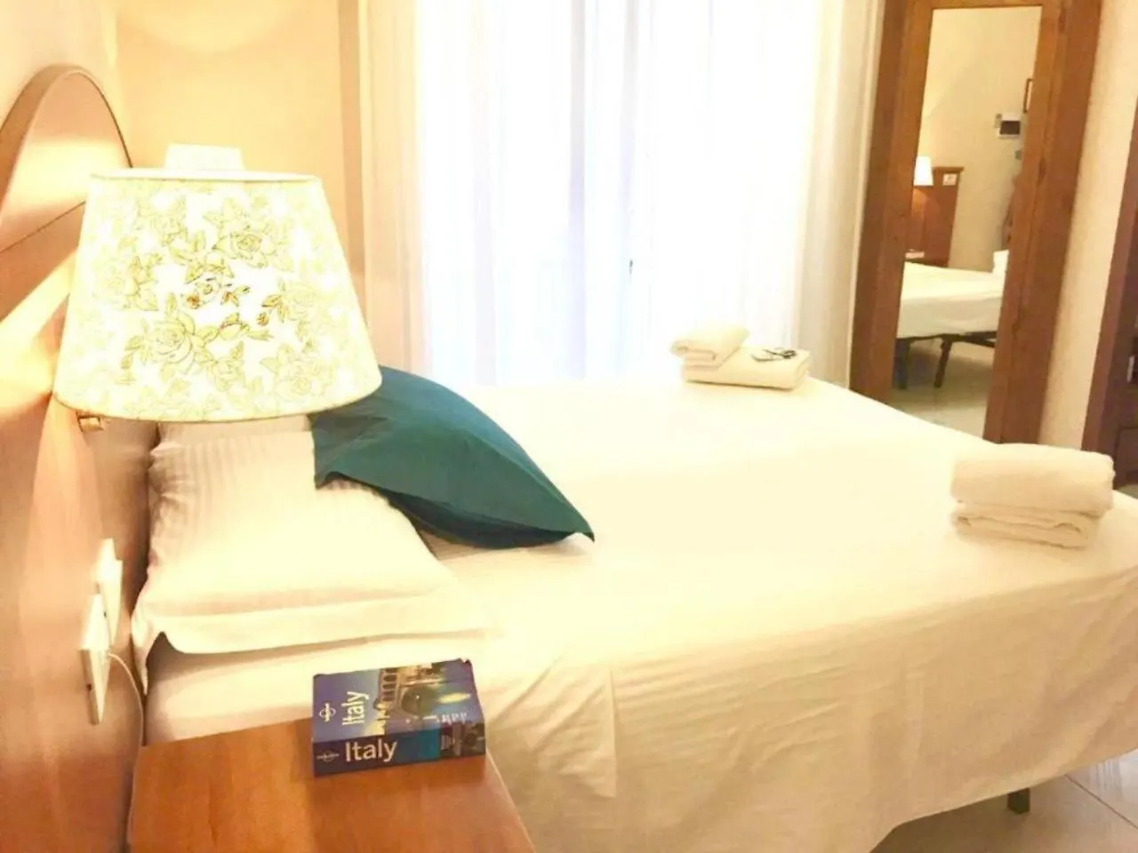 Nahid Accommodation Rom Gæstehus