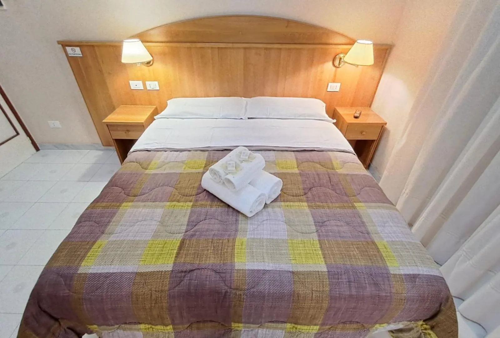 Nahid Accommodation Rom
